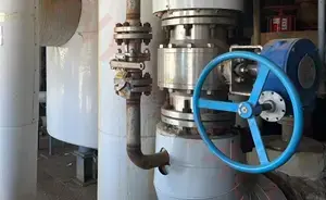 Katup berjajar keramik Sun Yeh dalam industri poly-silicon
